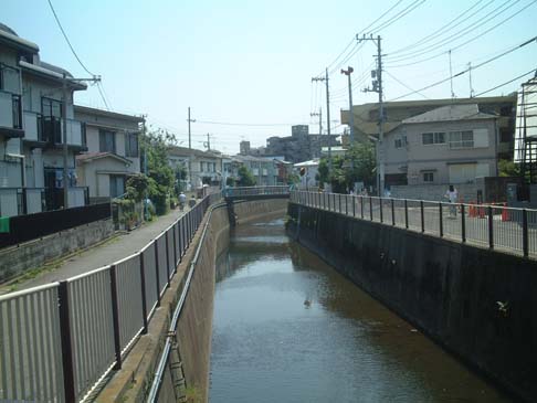 上水橋からたつみ橋(2004/06)