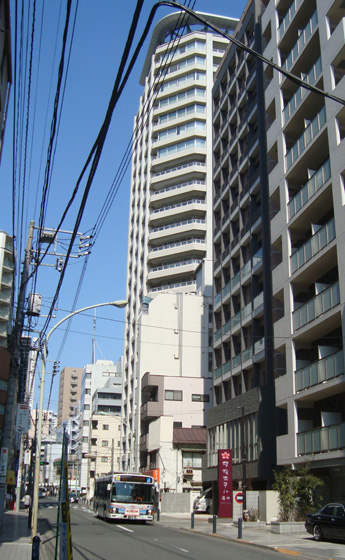 アパホテル<京急蒲田駅前>(旧・櫻楓ホテル蒲田)