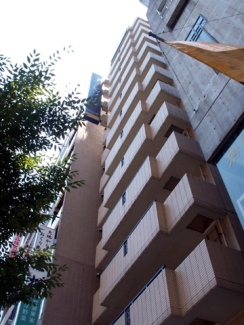 京王プレッソイン東銀座 正面上部